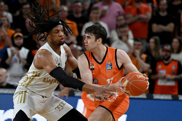 式背身单打 式背身单打