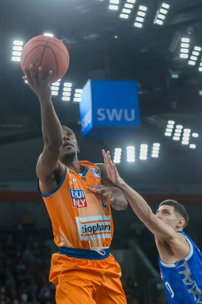 始终立于不 始终立于不