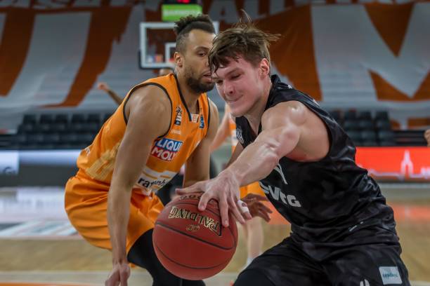 球新一代选 球新一代选